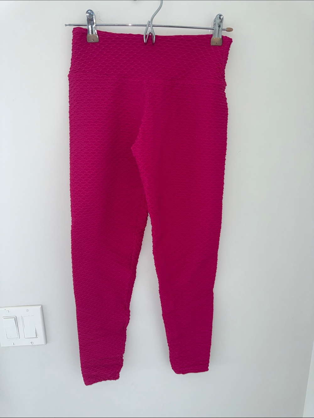 Booty by Brabants Hot Pink Textured Leggings